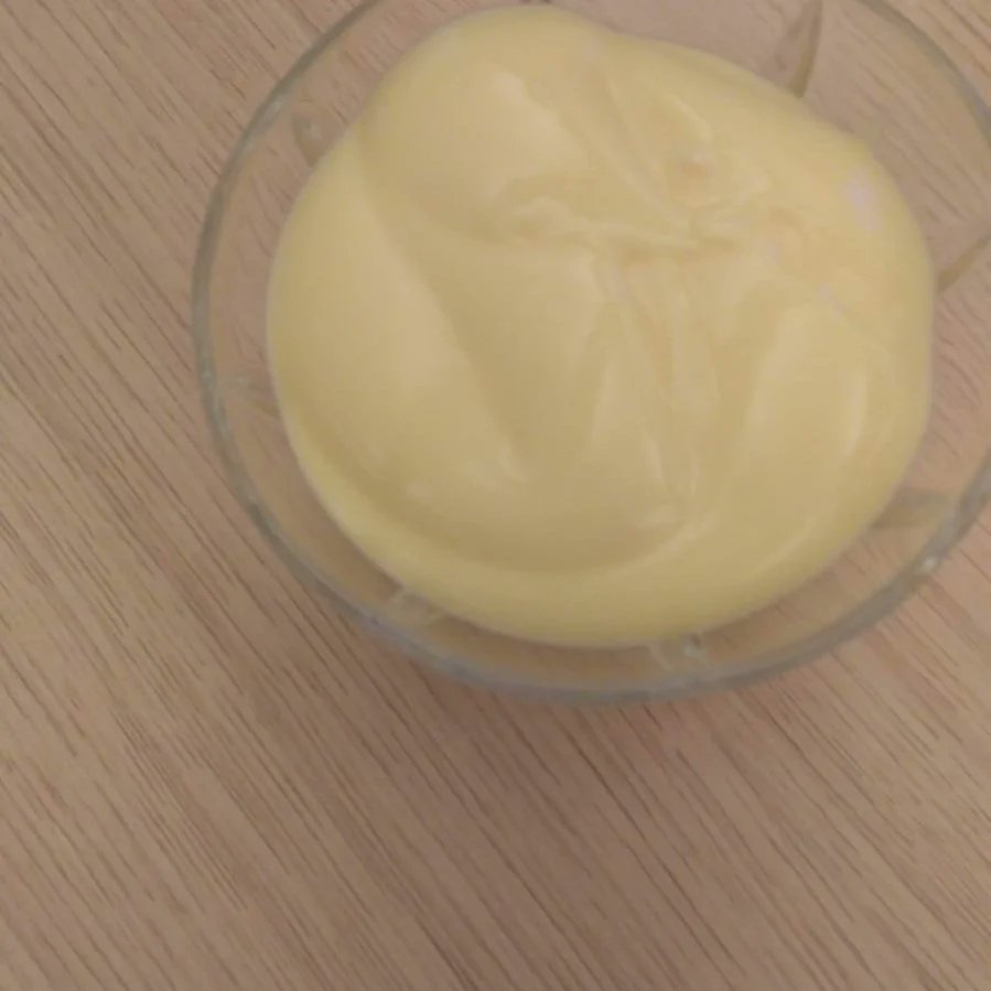 3437Robinfood's tweet photo. Vandaag serveerden de vrijwilligers van Robin Food weer een lekkere gratis maaltijd. De meer dan 30 buurtbewoners uit de wijk Galecop lieten zich de aspergesoep, bami met ei en kroepoek en de slagroomvla goed smaken. Tijdens het eten #verbinden #sociaal https://t.co/nOpeBBZa5F https://t.co/gfKOLAAFCE