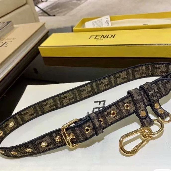 للتواصل والطلب خاص حياكم 💕