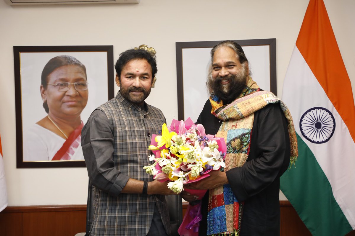 Met Shri G Kishan Reddy Ji, Hon'ble Minister of culture, Discussed about some new future plans.
<a href="/MinOfCultureGoI/">Ministry of Culture</a> 
<a href="/kishanreddybjp/">G Kishan Reddy</a>