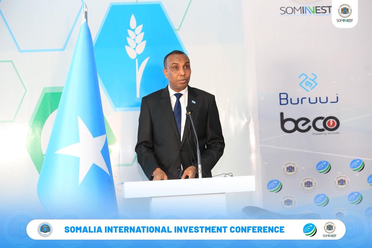 HonBeenebeene's tweet photo. Praise be to Allah who made it possible to conclude the two days Investment conference organised by @MoPIED_Somalia and officially inaugurated by H.E. @HassanSMohamud and closed by the prime Minister H.E. @HamzaAbdiBarre.(1/3). https://t.co/Xo5peguw0w
