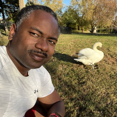 daromott's tweet photo. #NewProfilePic https://t.co/ZsRUJATWE5