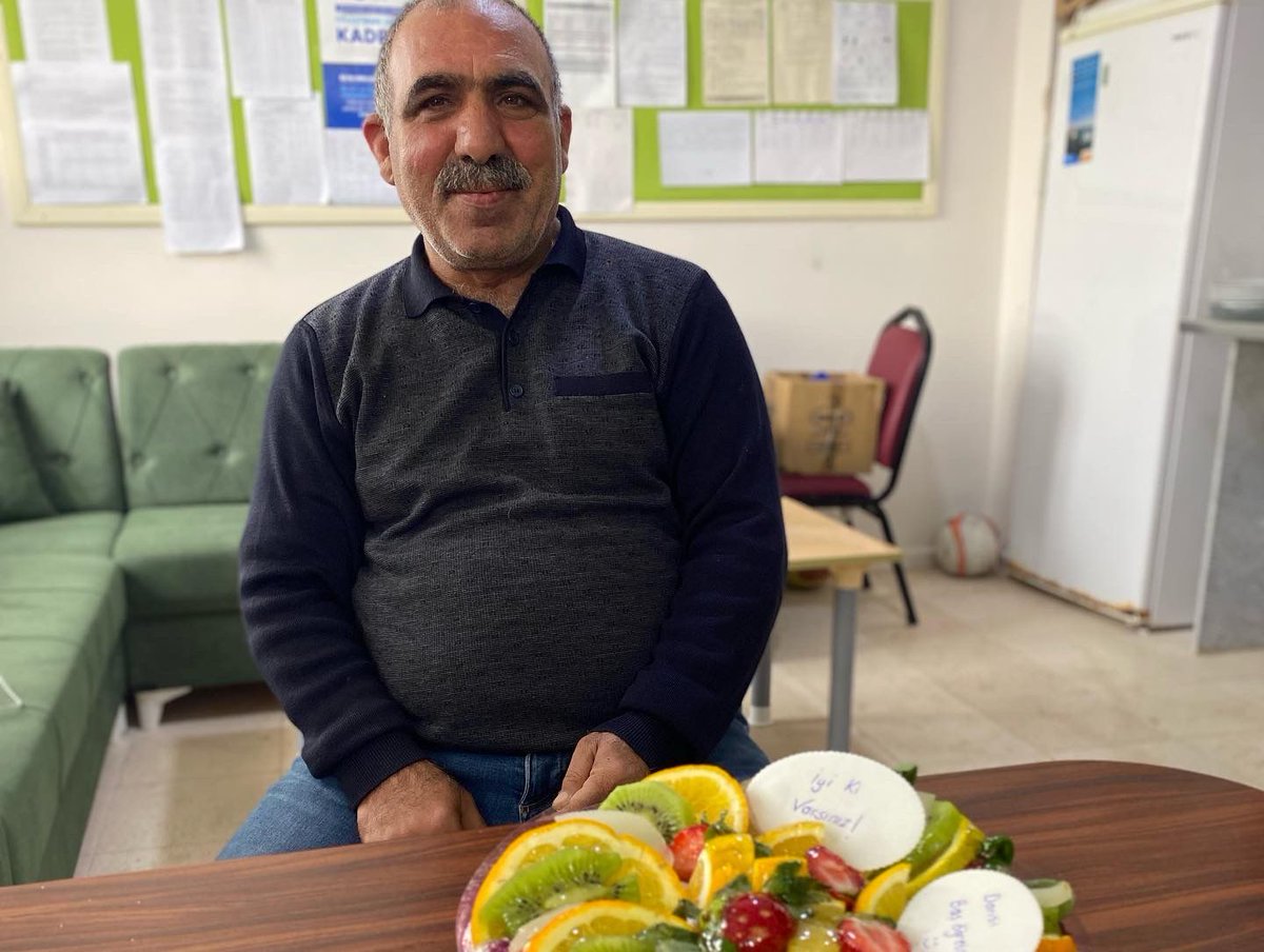 srnc_ilkorta's tweet photo. Kıymetli okul müdürümüz @FehmiAsilturk Öğretmenlik Kariyer Basamakları Sınavını başarıyla geçmiş ve uzman öğretmen unvanını almaya hak kazanmıştır. Kendisini tebrik ediyoruz. 😊
@EyyubiyeMem63 https://t.co/ze0Gp4kajn