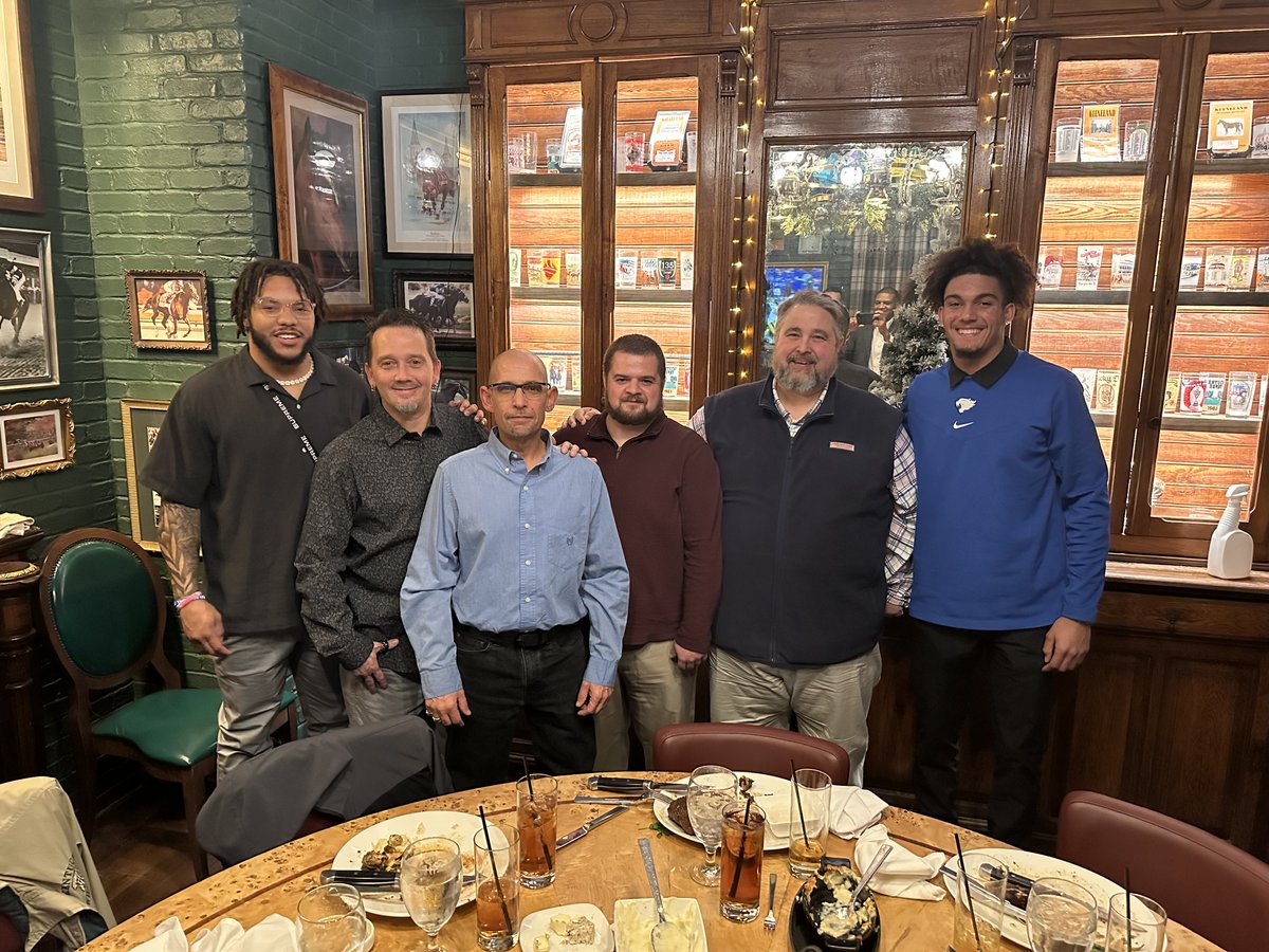 KYCauses's tweet photo. What a fun night at @JeffRubys with the winner of our first player experience raffle.  Congratulations again to Steven Edge and friends!  @CROD_JR @DaneKey6 @ryanlemond #BBN #raffle #charity #commonwealthcauses #kycauses https://t.co/Z1fze8hpM5