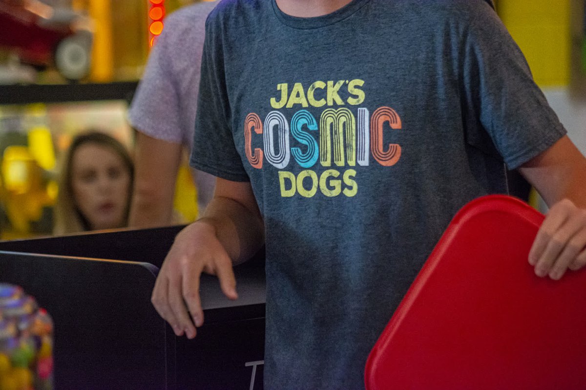 JacksCosmic's tweet photo. Is a Jackโs Cosmic Dogs t-shirt on your holiday wish list? We may have some ties to Mr. Claus to ensure you'll have one waiting under the tree. ๐ญ๐๐ญ๐๐ญ๐
#jackscosmicdogs #hotdogs #besthotdogs #hotdogjoint #charleston #chseats #chucktown #wishlist #christmaslist #santa https://t.co/emDNgbKqWX