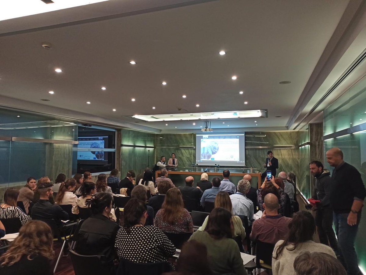 AfrimedEu's tweet photo. Restoring marine environments is needed!  Two intense days dedicated to the restoration of macroalgal forests for the AFRIMED final meeting in Rome. https://t.co/18AnLzRlPB