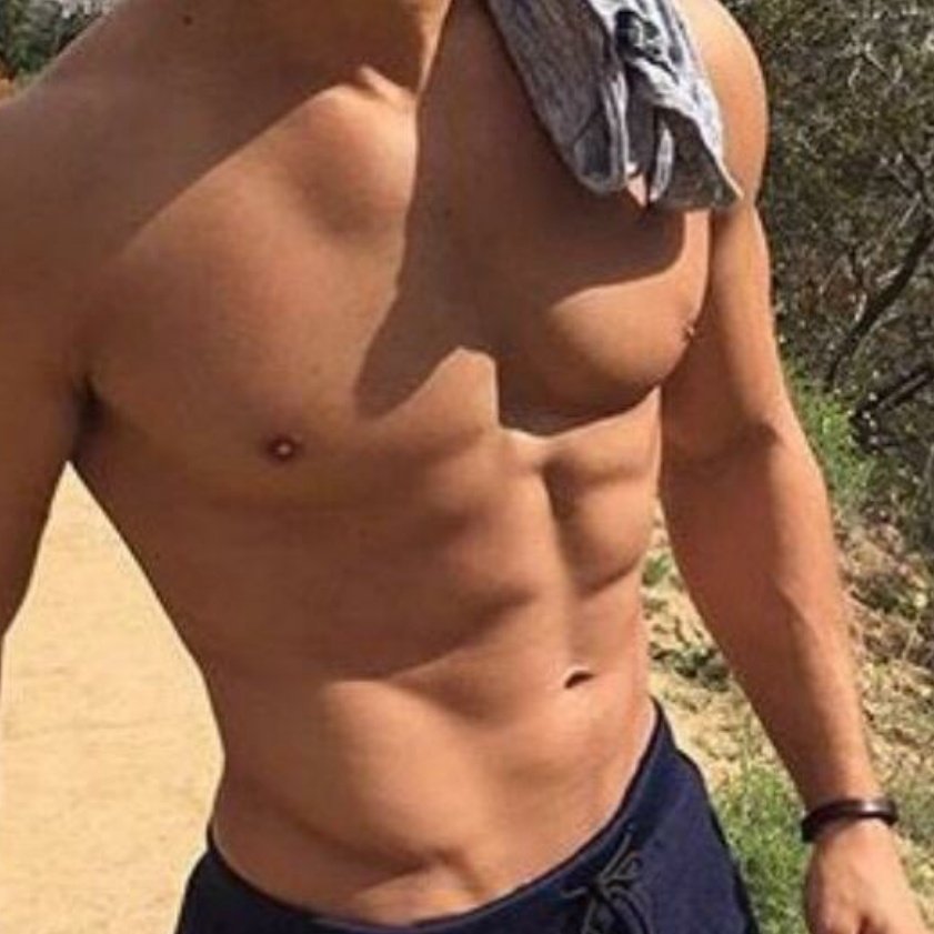 NudistMacho's tweet photo. #NuevaFotoDePerfil https://t.co/BKM0zJm4FX