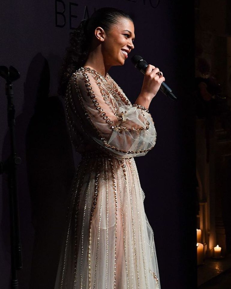 #Cosima performed in London during a special evening celebrating Valentino Beauty​

For the event, #Cosima was seen in an embroidered tulle dress from #ValentinoSurfaces and makeup from #ValentinoBeauty
