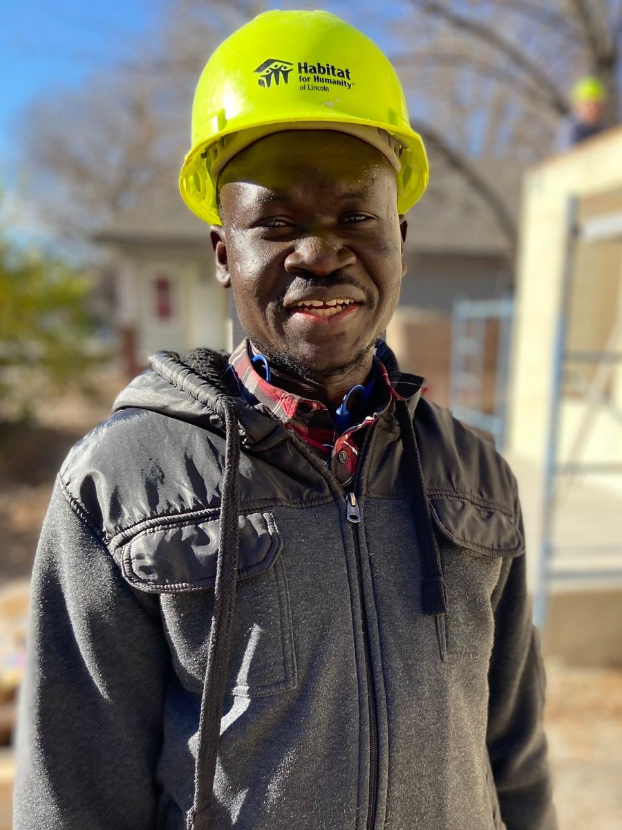 LincolnHabitat's tweet photo. Today is the day! It's #GivingToolsDay and we would love your help! Go to https://t.co/u0KRvNrAJK. Donations of $125 or more get a free gift from @Runza. https://t.co/DIc2bXUCvw