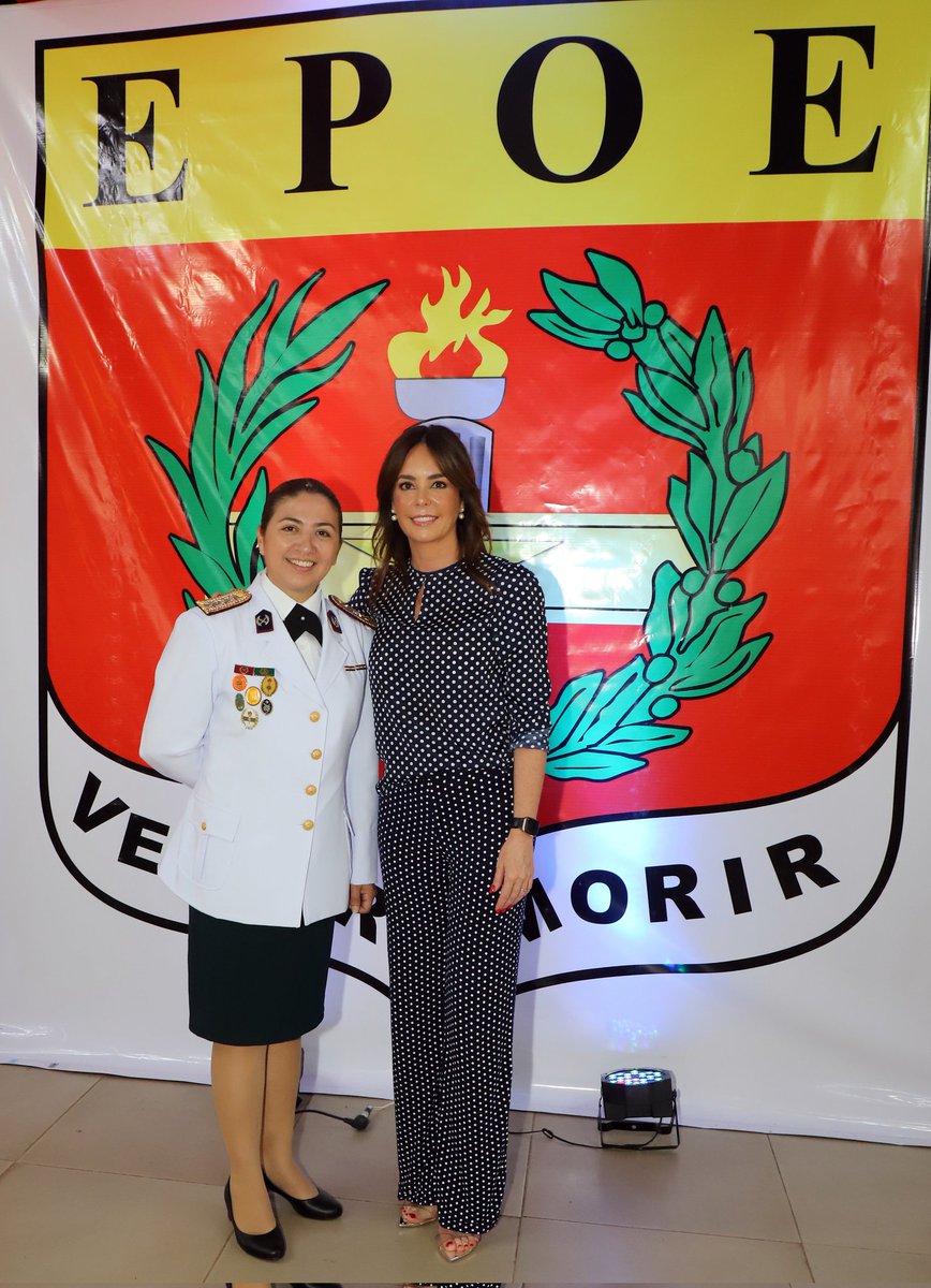 silvana_abdo's tweet photo. Nuestras felicitaciones y gratitud por su labor a los egresados de la Escuela de Perfeccionamiento de Oficiales del Ejército “Gral. Brig. Eugenio Alejandrino Garay.”👏🏻👏🏻 Trabajando y perfeccionándose para servir a nuestra Nación.🇵🇾 https://t.co/Y8XSYVCqYp