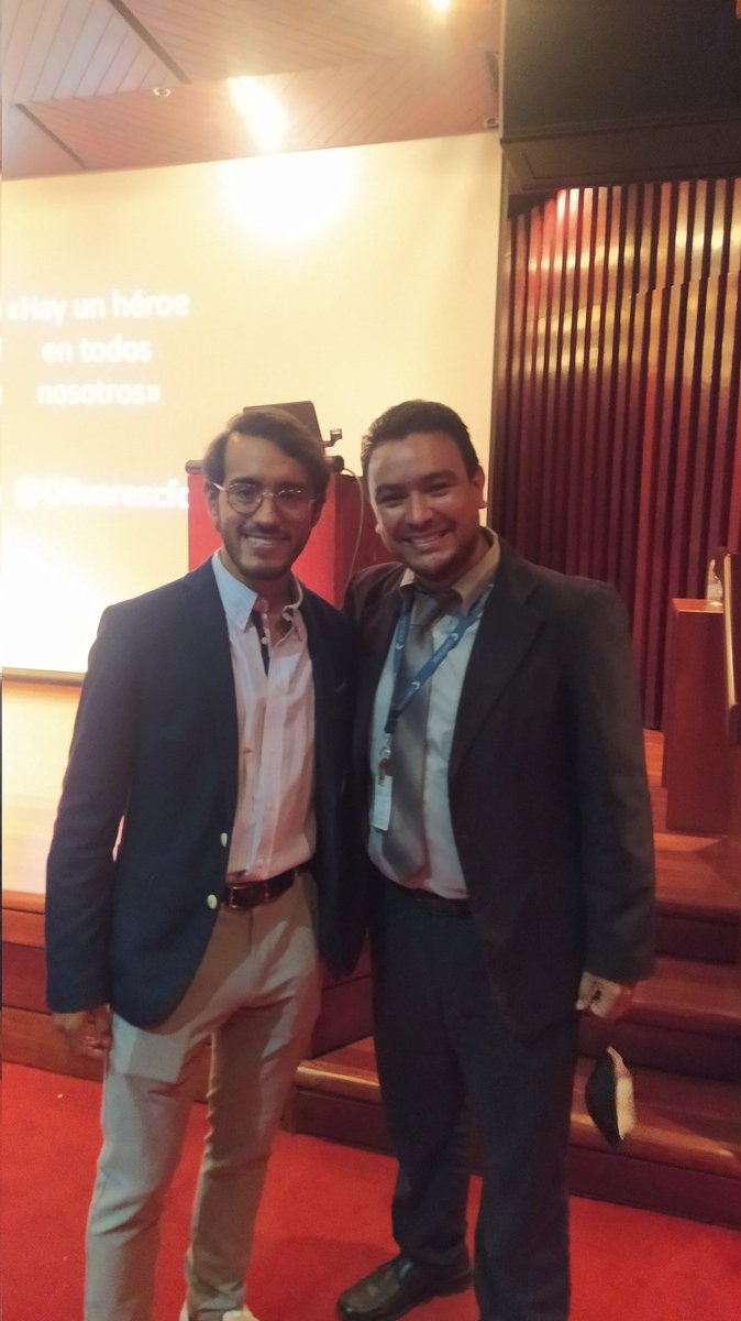 Exclente conferencia muy inspiradora una historia de vida, superación, sueños, metas, y de nunca dejar de mirar adelante y ser mejor cada día aprender y emprender con todo lo que nos apasiona gracias <a href="/Olivarescfc/">Oscar Olivares</a> gracias <a href="/MercantilBanco/">Mercantil Banco</a>
