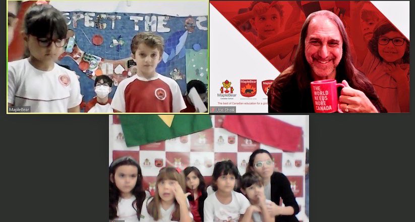 Joe_Sheik's tweet photo. Connected @maplebearMOC & Maple Bear Florianópolis Continente 4 #mbglobalconnections. Presented findings on enviro sustainability-recycling paper & saving oceans.Floripa Ss showed "green" grocery bags & recycled whale mural. MOC Ss r making home made recycled paper #maplebear https://t.co/79atNyL63k