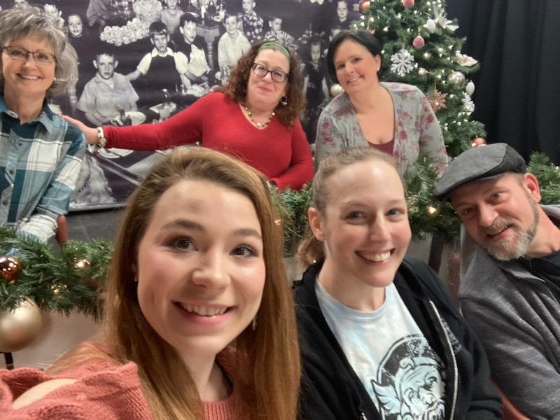 HamakerLisa's tweet image. Giving Tuesday Seasons of Love for SLT is live! Join us on Facebook  facebook.com/SpringfieldLit…