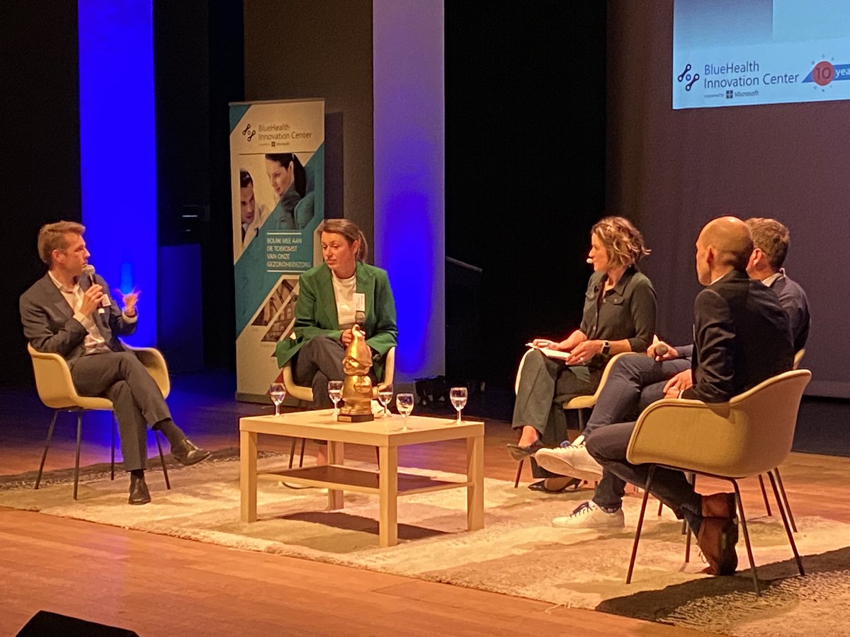 bhiccare's tweet photo. Panelgesprek over technologie in de zorg. We geven het podium aan @HerrVaaz @_moveUP @dimitriderooze @ingethijs #10jaarBHIC https://t.co/Hnz1K56FjF