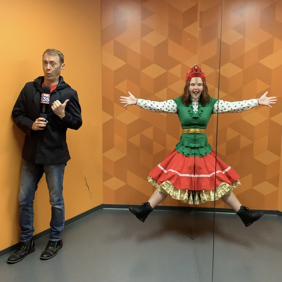 But first let me take an elfie.

Don’t miss ELVES OFF THE SHELF at the Museum of Illusions Orlando on December 9th, 16th, and 23rd during select hours. Roam the 50 exhibits with two elves who will pose with you to ensure maximum mischievousness. Reservations required.