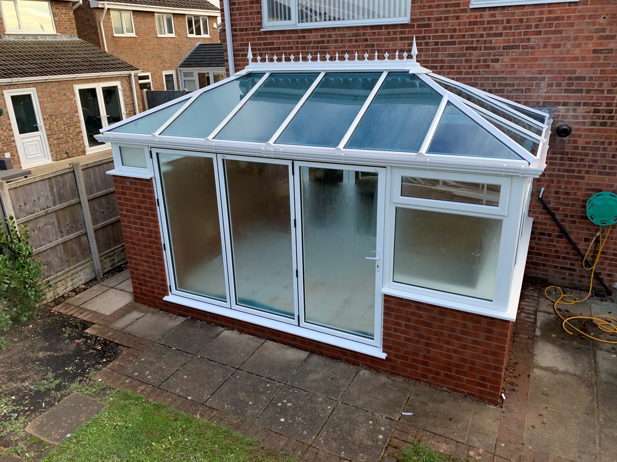 CRSWirral's tweet photo. Look at this amazing brand new conservatory roof with blue light glass 😍 If your current conservatory roof is looking a bit old and worn or your polycarbonate roof needs an upgrade to keep you warm this winter, then look no further than CRS!

#crswirral #conservatoryroof #glass https://t.co/AMbW2l2RZH