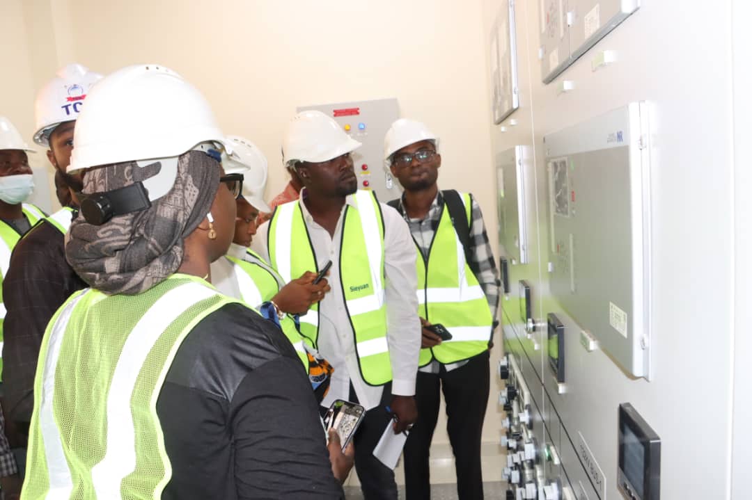 TCN_NIGERIA's tweet photo. TCN ENERGIZE 2X60MVA 132/33KV GWARINPA GIS TRANSMISSION SUBSTATION…adds over 98MW to the grid

The Transmission Company of Nigeria, TCN has energized the brand new 2X60MVA, 132/33kV Gas Insulated Substation (GIS) at Gwarinpa, Abuja on Sunday, 27th November, 2022. https://t.co/sQZ7SS4Zs8
