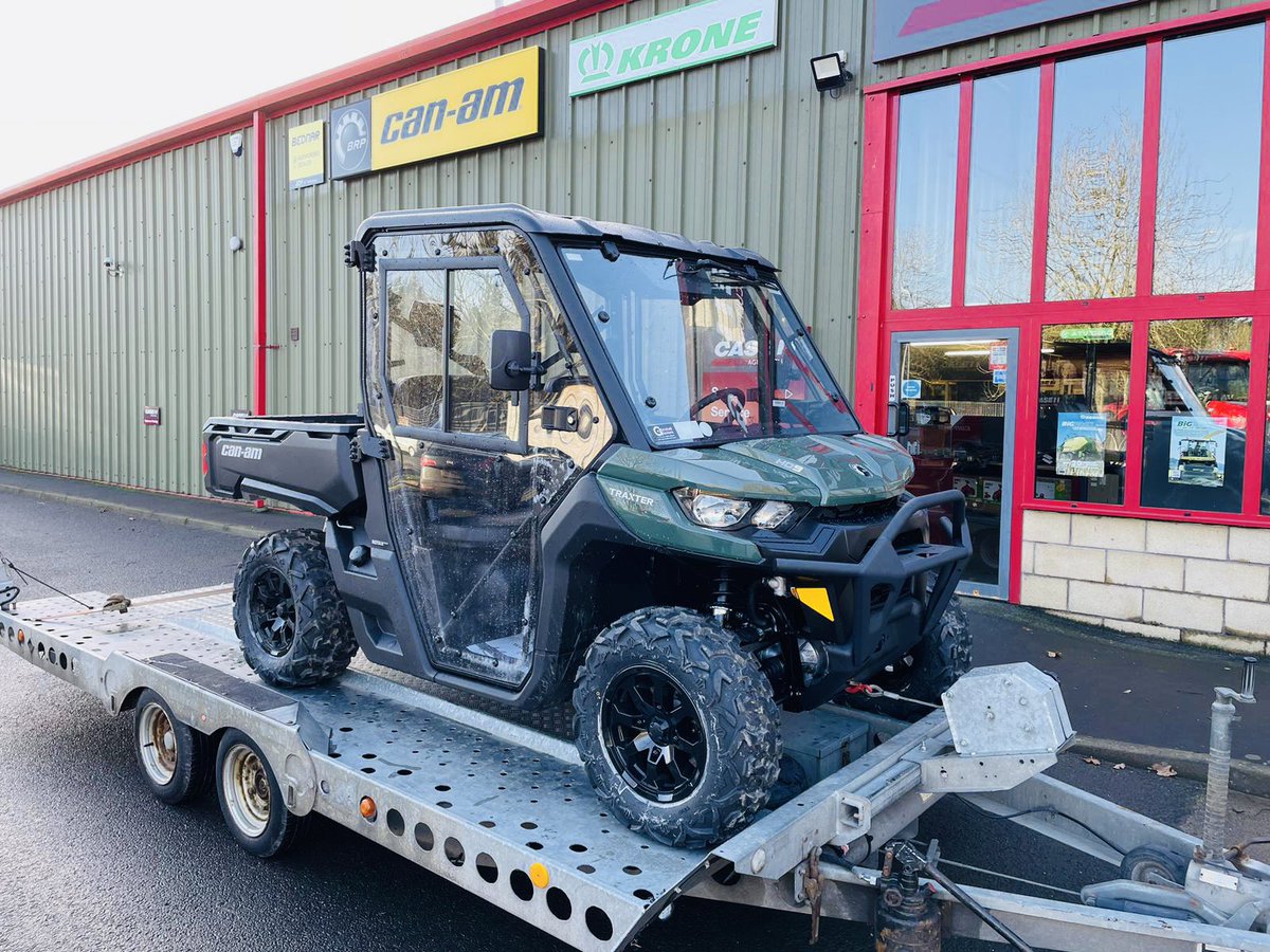 Another <a href="/CanAm/">CanAm</a> Traxter HD9 side by side ready to hit the road 😍