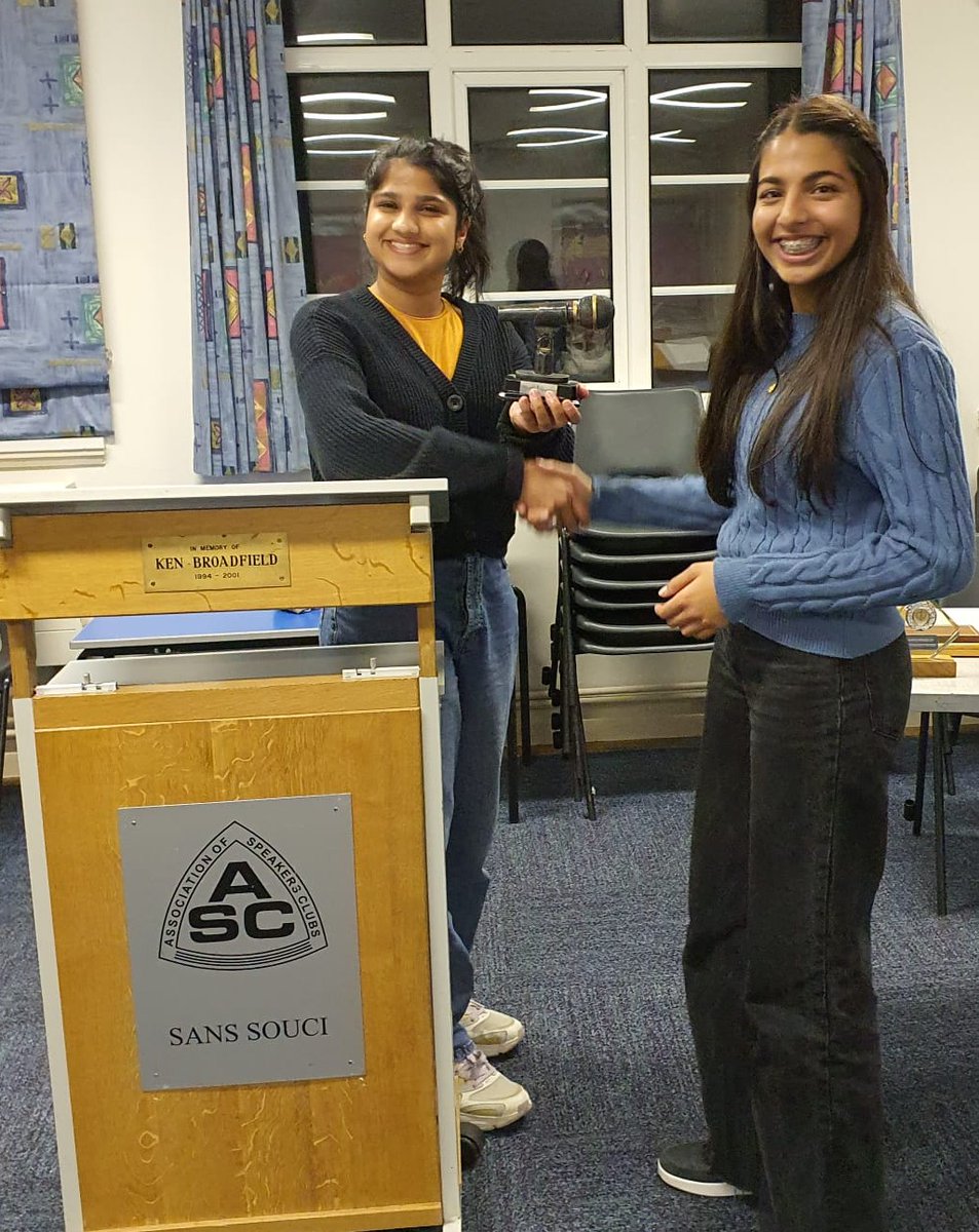 SansSouciSpeak's tweet photo. Great meeting last Weds 👌
Brilliant contributions from our new members!
Cracking  Education Sesh on Topics by Keith!
The stars of the show were the Mistry ladies, great topic from mum Dipika &amp; the sisters smashed it with best speech &amp; a superb General Evaluation between them 👏 https://t.co/S4gCzW8qYr