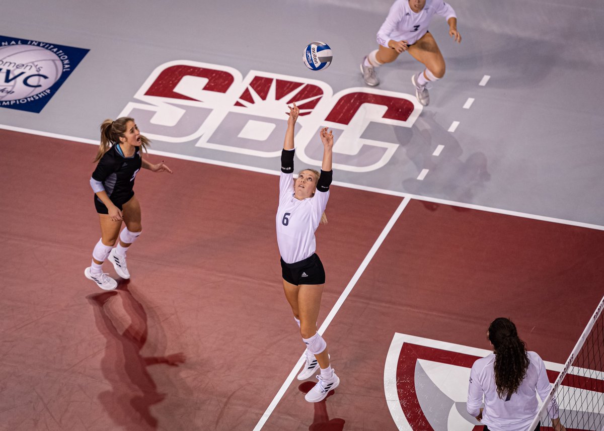 𝓓𝓲𝓭 𝓨𝓸𝓾 𝓚𝓷𝓸𝔀

In the Trojans' first two NIVC appearances, they have not lost their first-round match, winning both matches with a sweep.

#BuildTheEmpire | #OneTROY⚔️🏐