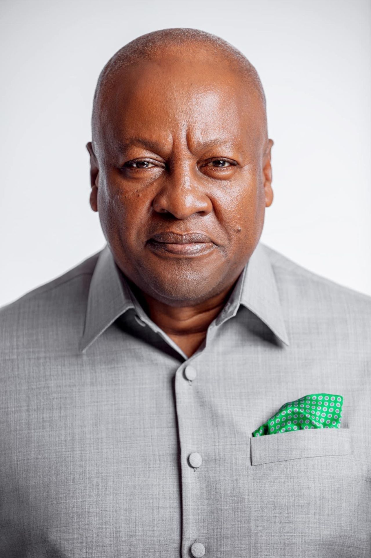 Happy birthday Your Excellency John Dramani Mahama.

May you age gracefully in good health and joy. 