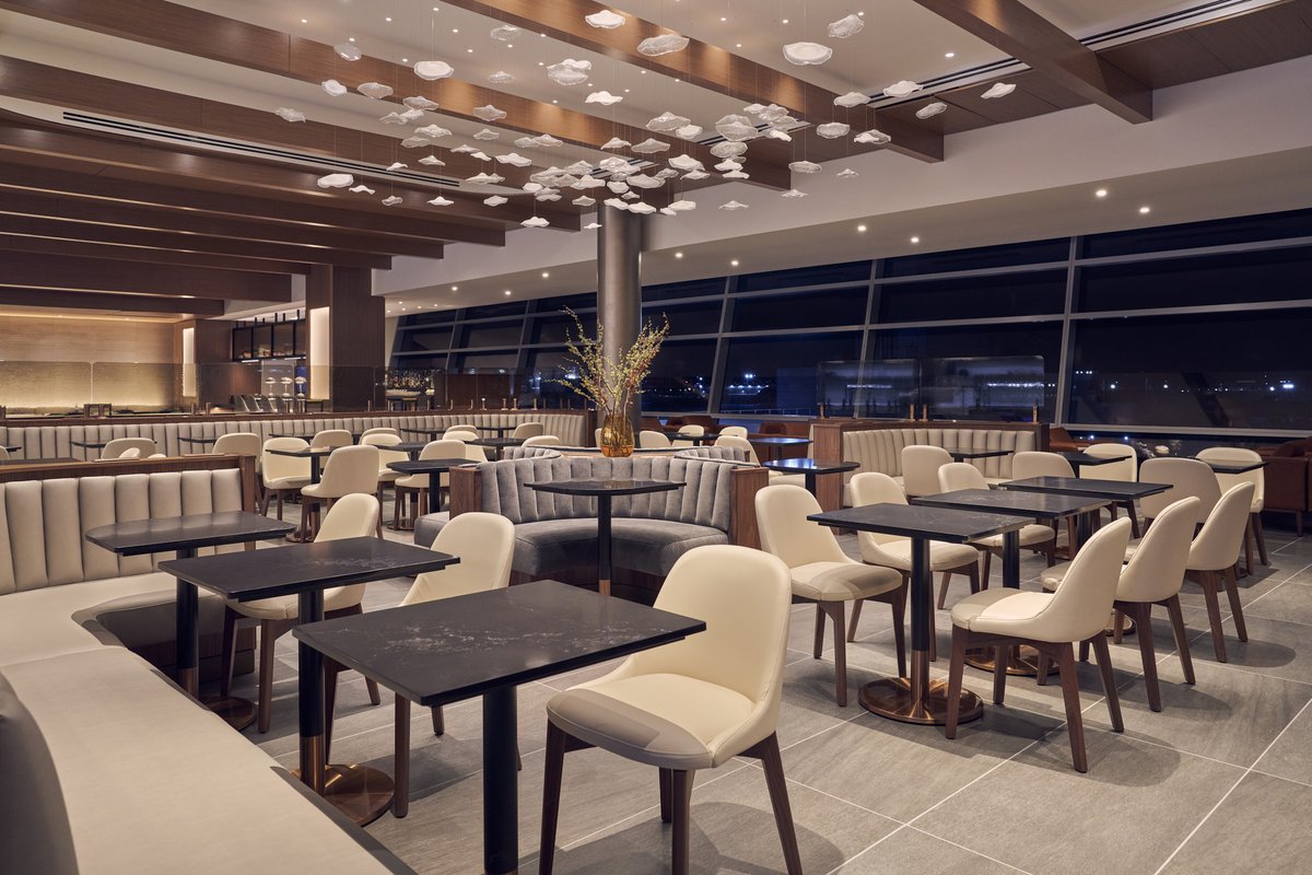 Sodexo Live! (@sodexo_live) on Twitter photo We're thrilled to bring our world-class hospitality to travelers at <a href="/JFKairport/">John F. Kennedy Airport</a>'s T8 as the new, state-of-the-art <a href="/AmericanAir/">americanair</a> and <a href="/British_Airways/">British Airways</a> lounge welcomes guests starting Dec. 1✈️🥂
Details: news.aa.com/news/news-deta…
#AirportLounge #JFK #BritishAirways #AmericanAirlines We're thrilled to bring our world-class hospitality to travelers at <a href="/JFKairport/">John F. Kennedy Airport</a>'s T8 as the new, state-of-the-art <a href="/AmericanAir/">americanair</a> and <a href="/British_Airways/">British Airways</a> lounge welcomes guests starting Dec. 1✈️🥂
Details: news.aa.com/news/news-deta…
#AirportLounge #JFK #BritishAirways #AmericanAirlines