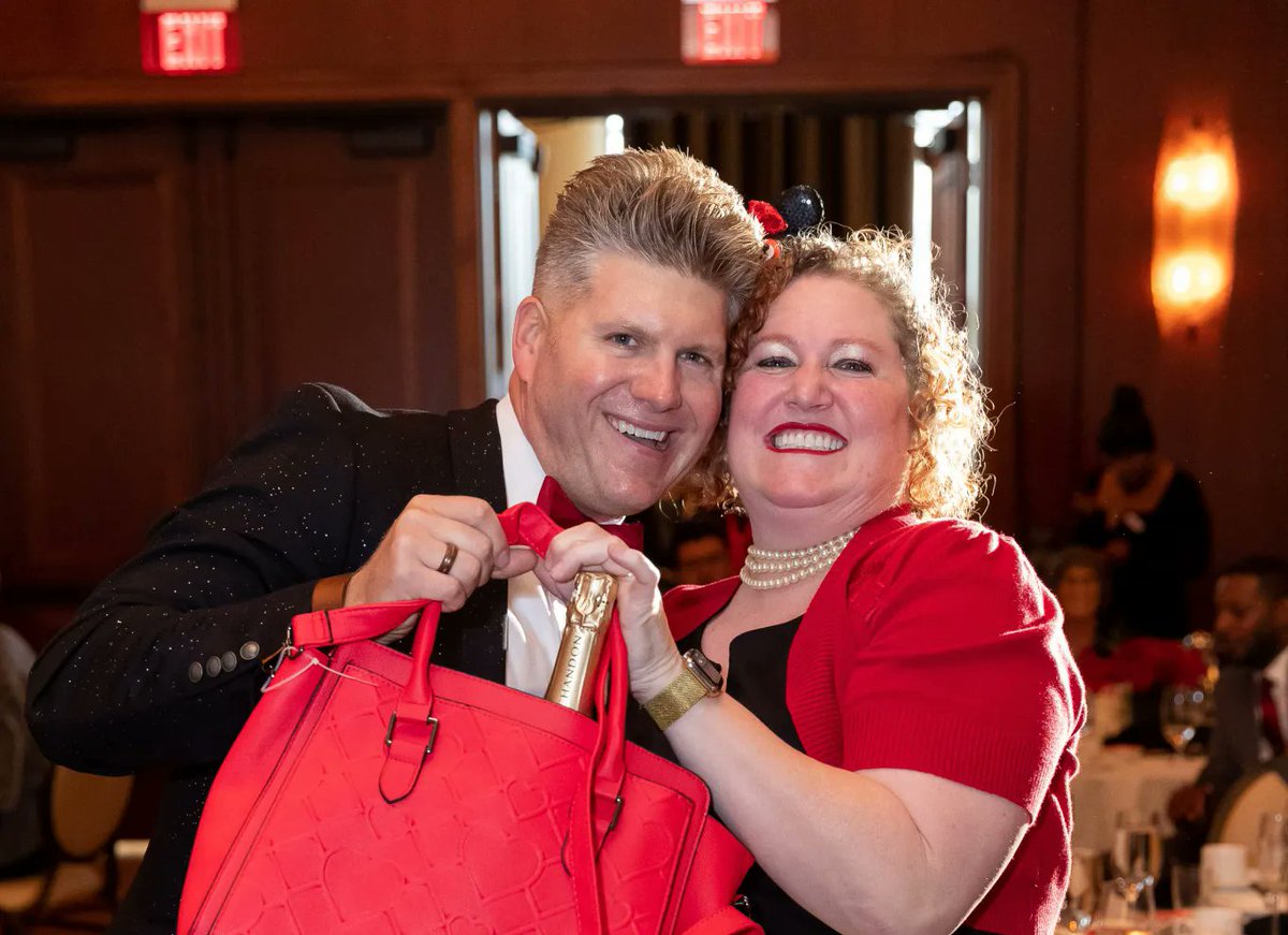 Aunt Rita's Foundation tweet media