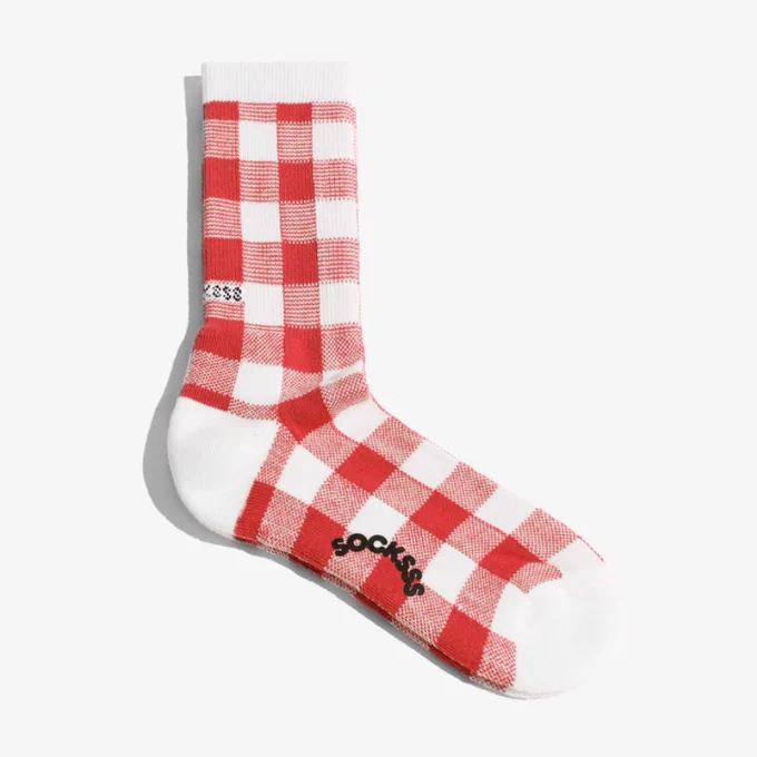 はーーー。Sockssの靴下、鬼かわゆ。。カタカナでソックスもたまらん。ポルトガルと日本のブランドらしい。靴下が大好きなので、老後は世界中から集めた靴下のセレクトショップを経営したい。 
