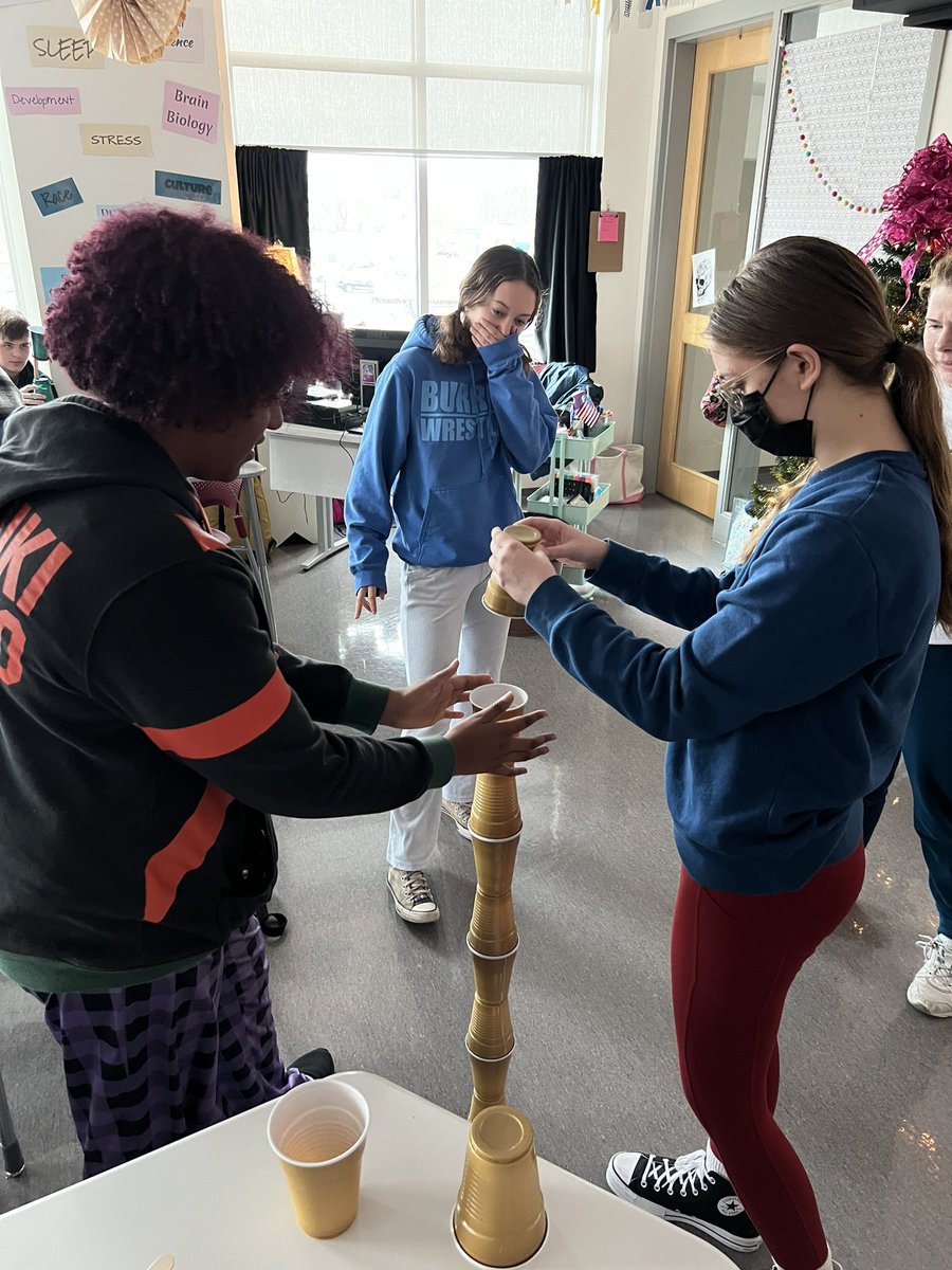 TheRealMrBanks's tweet photo. Loved seeing @crafts_class in action today! Team building brain games in Psychology class!
100% of kids up &amp; participating in the learning!
@GLHSLions @jessicaslocum3 https://t.co/MQNLPpd0QH