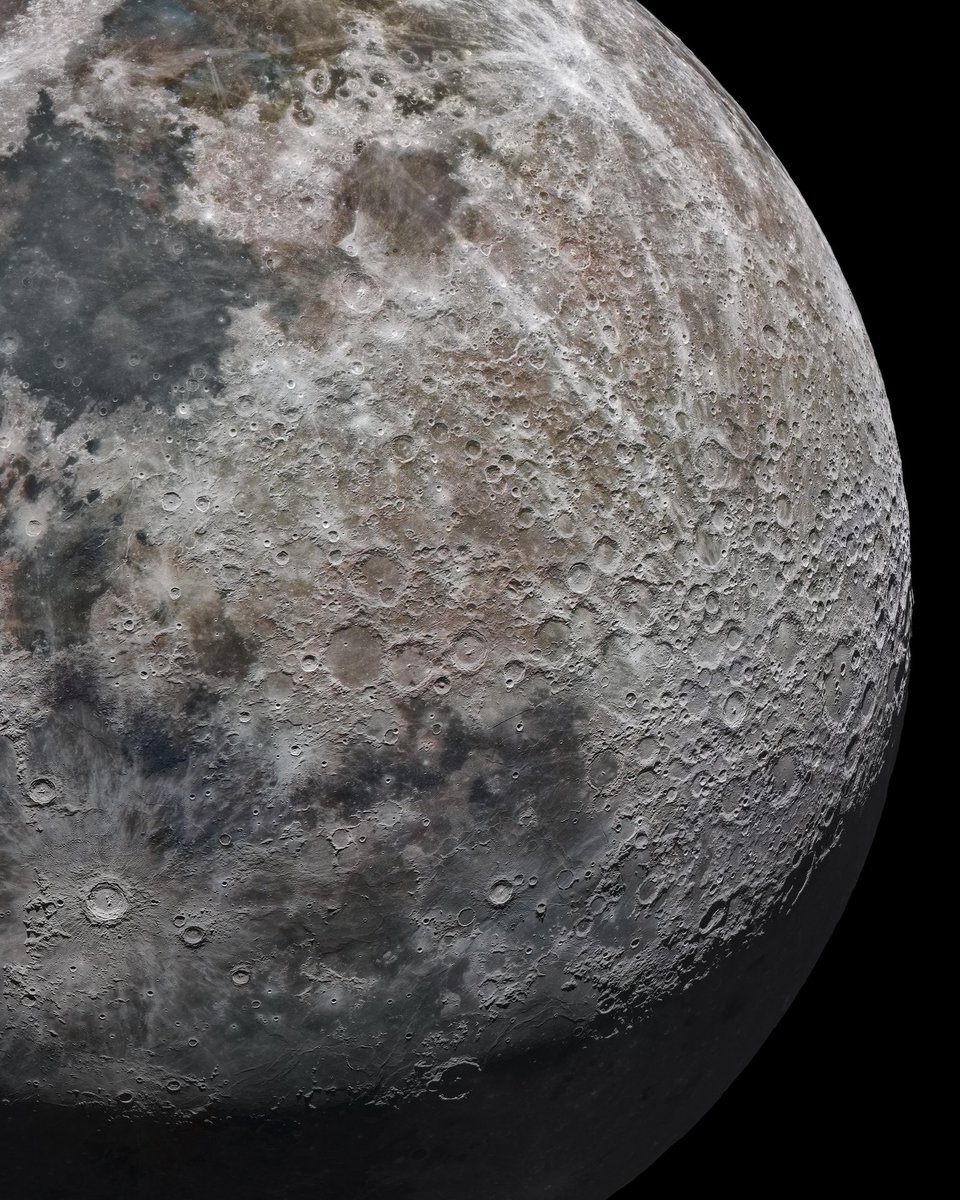 CosmicBot_'s tweet photo. "Proudly representing my best lunar capture after 3 years of practicing." #Astronomy #Space https://t.co/YaniNxFihT