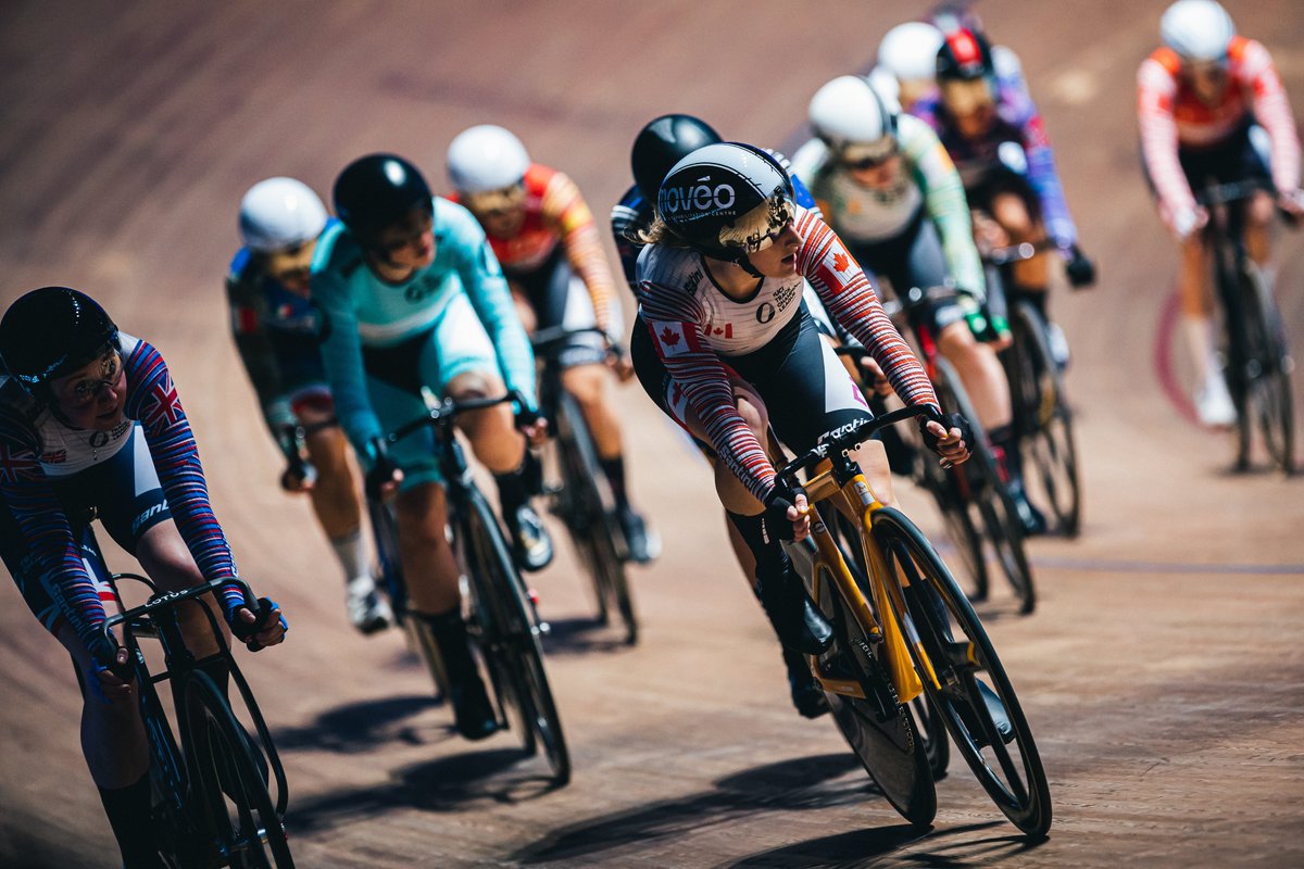 UCI_Track's tweet image. Racing in Saint-Quentin-en-Yvelines 🤩

Round 3 of the 2022 @ucitcl was class! Next stop: London’s Grand Finale 👊

📷 Swpix #UCITCL
