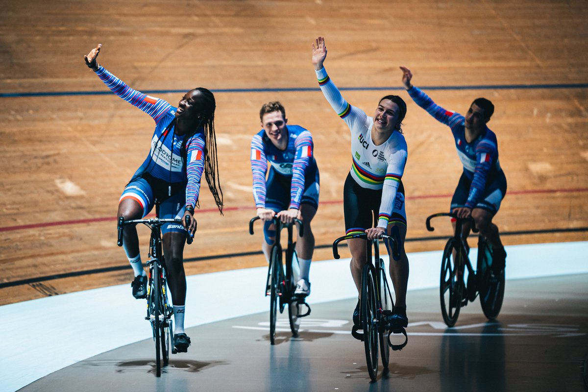 UCI_Track's tweet image. Racing in Saint-Quentin-en-Yvelines 🤩

Round 3 of the 2022 @ucitcl was class! Next stop: London’s Grand Finale 👊

📷 Swpix #UCITCL