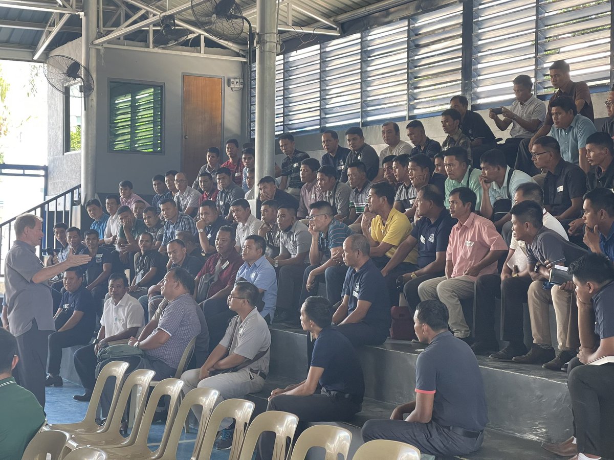 28 Nov - General Santos: Pastors Meeting hosted by @DougSisson and Mt. Calvary Baptist church. Great response to the word of God and lots of excitement regarding @SLC_Asia 2023. Register:                            slconferenceasia.com @PaulChappell @KevinFolger