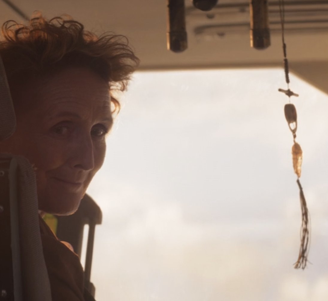 kelly_knox's tweet image. I made Maarva's suncatcher from #Andor! Actually, I made *two*, and I want to give one away in honor of the holidays! Just RT by the end of the day Thursday 12/1 and I'll randomly pick someone to send it to ✨