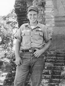 op_hawkeye's tweet photo. 11.29.1967 ~ SFC Michael Millner 🇺🇸
#OpHawkeyeRemembers #MichaelMillner #5thSFG #PurpleHeart #DeOppressoLiber
#POWMIA
📜 https://t.co/BSgZxntClR
📜 https://t.co/uFKFVhRWwK
📜 https://t.co/TDx18LIgO8
📜 https://t.co/Y0hImbRtCJ
📜 https://t.co/A8AfiVl90m https://t.co/qLSjR1nngY
