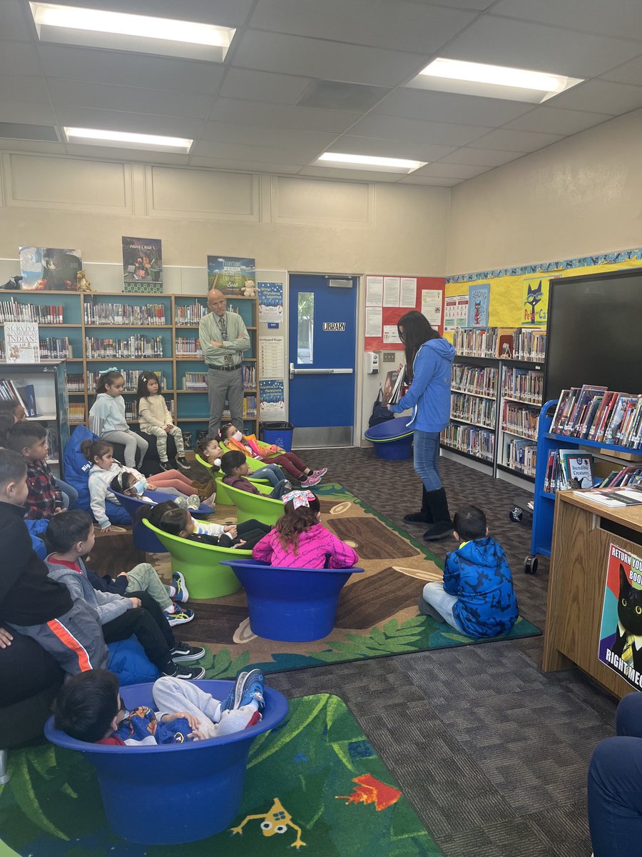 Great way to start my morning, with my kinder students listening to a read aloud by our amazing school librarian.
#grantgrizzlies #cjusd