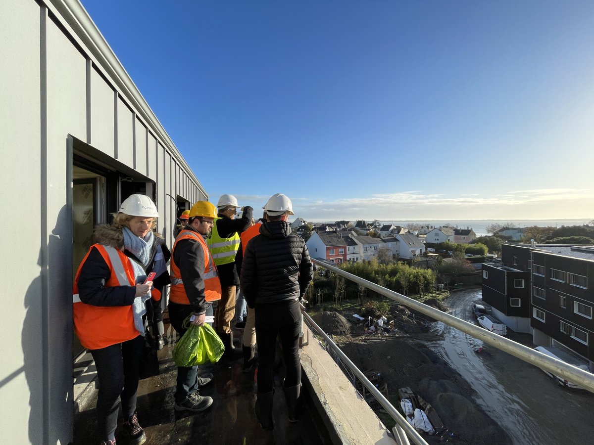 GroupeCISN's tweet photo. Une matinée sur les chantiers phares du CISN !🏗
✔ Visite de ORIGINE @VilleStNazaire  &amp; KENKIZ @villedeguerande avec @NOVABUILD_
✔ 40 professionnels de l'immobilier pour bien comprendre nos 2 projets emblématiques.⤵ https://t.co/6sOhSkQIfd