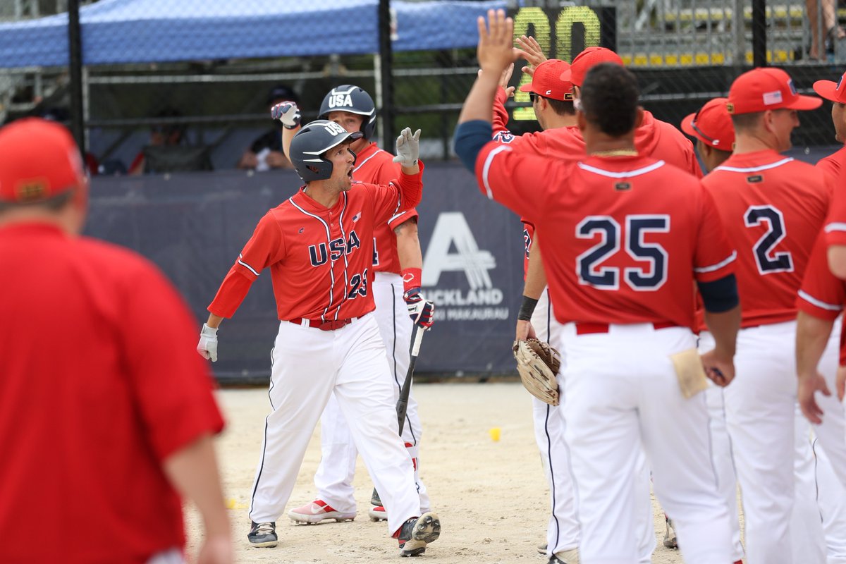 🔒 Four teams are locked for the Super Round at WBSC Men's Softball World Cup! 

🇦🇷 Argentina
🇦🇺 Australia
🇨🇦 Canada
🇺🇸 United States

🔜 Day 5 will decide the teams who will take the last two spots! 

#MensSoftballWC