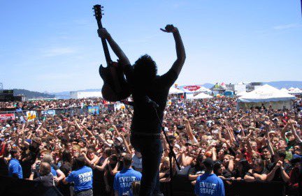 theearlynov's tweet image. Happiest Birthday to former TEN rocker, now TEN manager @JosephMarro. We ♥️ you