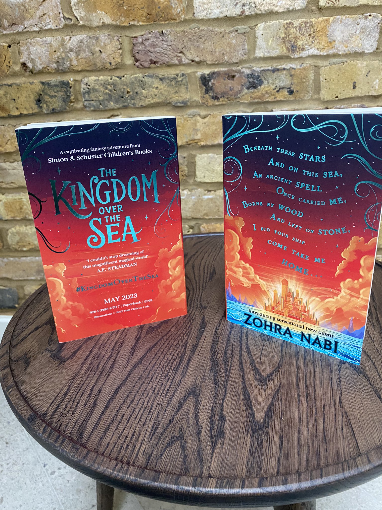 Simon & Schuster Children's Books (simonkids_UK) / Twitter