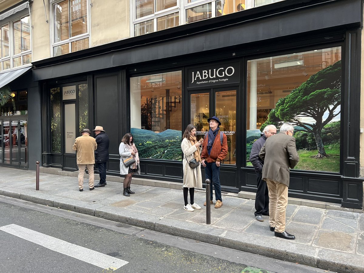 He@os abierto tienda de Dop Jabugo en Paris…orgullo!!