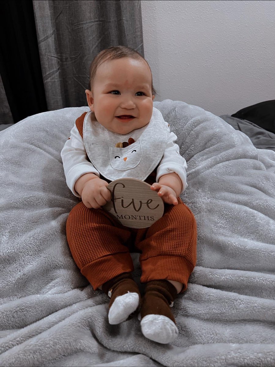 sandra9893's tweet photo. So blessed I have my baby boy here with me thank you god 💗 https://t.co/LpDsig6ndK