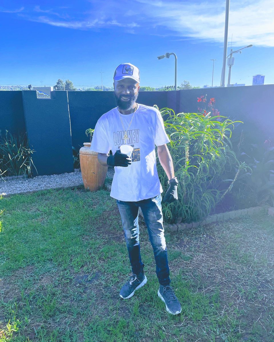 Nicodorja's tweet photo. Don't forget to stream the latest EP from Nico Dorja .
#dorjep101breed 
Click on the link below to stream it from any of the streaming platforms🙏🙏👇👇

https://t.co/3uzWihYGj0
And click on the link below to view the musical video on YouTube 🙏🙏👇👇

https://t.co/o1HDcGesnd https://t.co/BQvR8TMHct