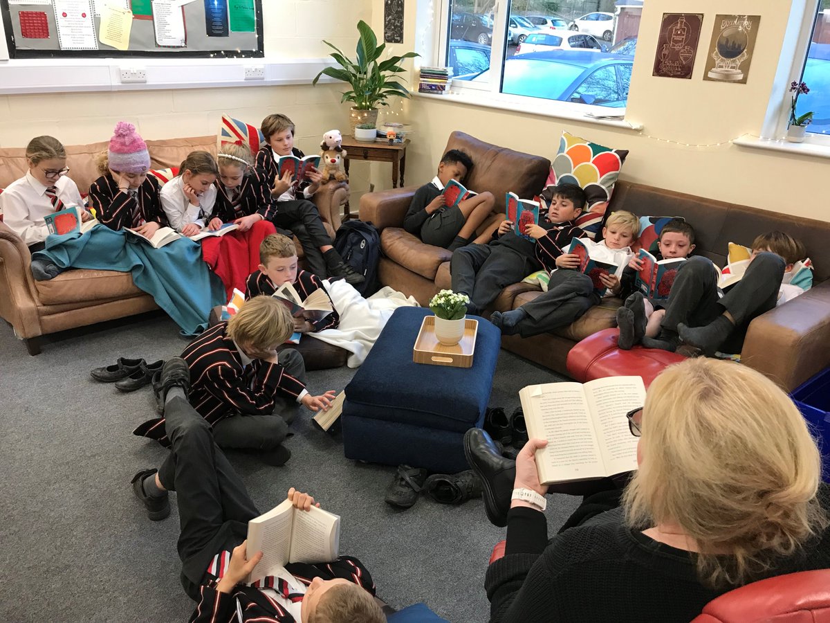 The end of a long day &  #CastleCourtYear5 are in the #ReadingCorner of the #EnglishRoom with their class book #TheBoyAtTheBackOfThe Class by @OnjaliRauf  Read, read, read is what the #CastleCourtEnglish department is always encouraging! #CastleCourtCurious