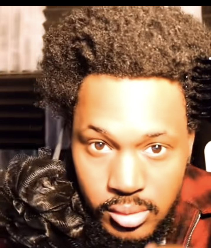 Soloflow_'s tweet photo. @CoryxKenshin bro has the lightskin stare https://t.co/ixgnGFmmS9