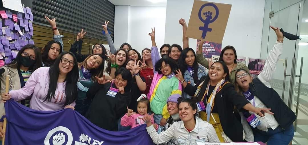 LeyOlimpiaLATAM's tweet photo. Festival de las redes a las calles.
Las chicas del FNPS realizaron un gran esfuerzo y trabajo.
¡Felicidades!
#LoDigitalEsReal #feminismo https://t.co/tK7R7Kuj3n