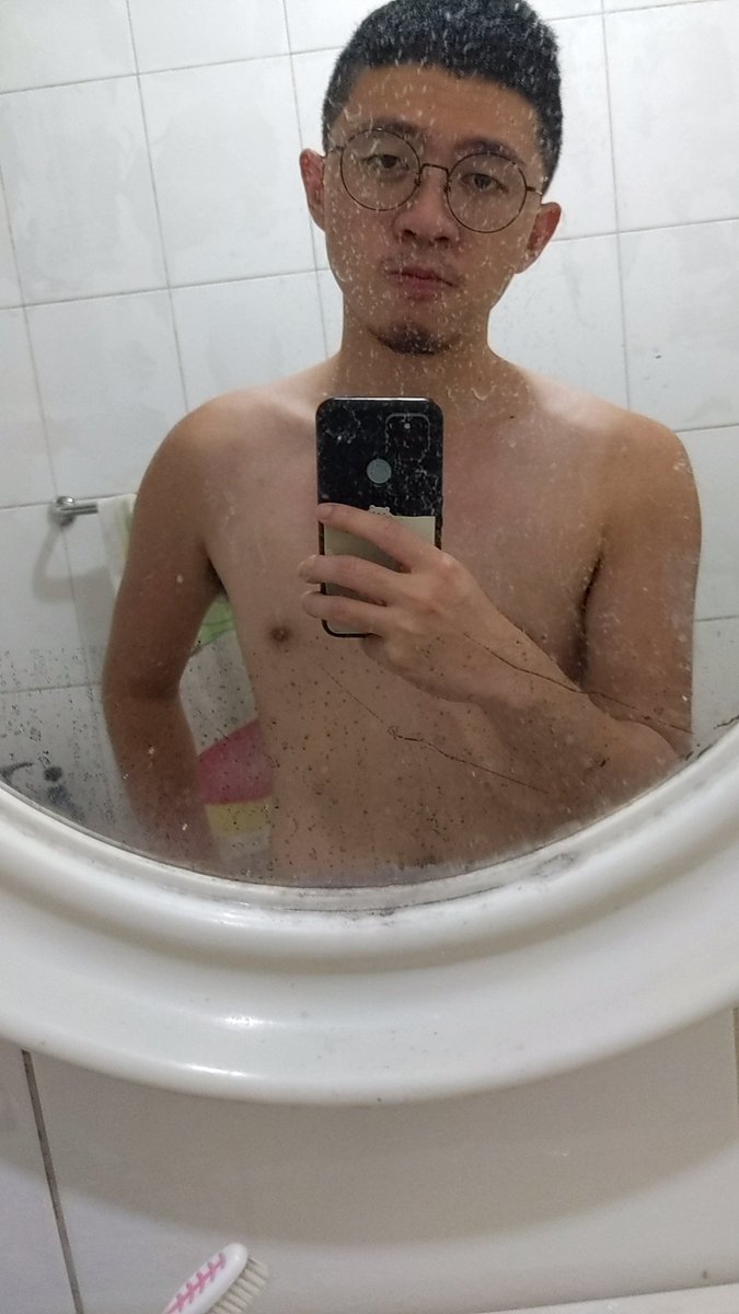 willixin's tweet photo. 手痠爆
有沒有人可以幫我洗頭🥲 https://t.co/a5O9ye91Hd