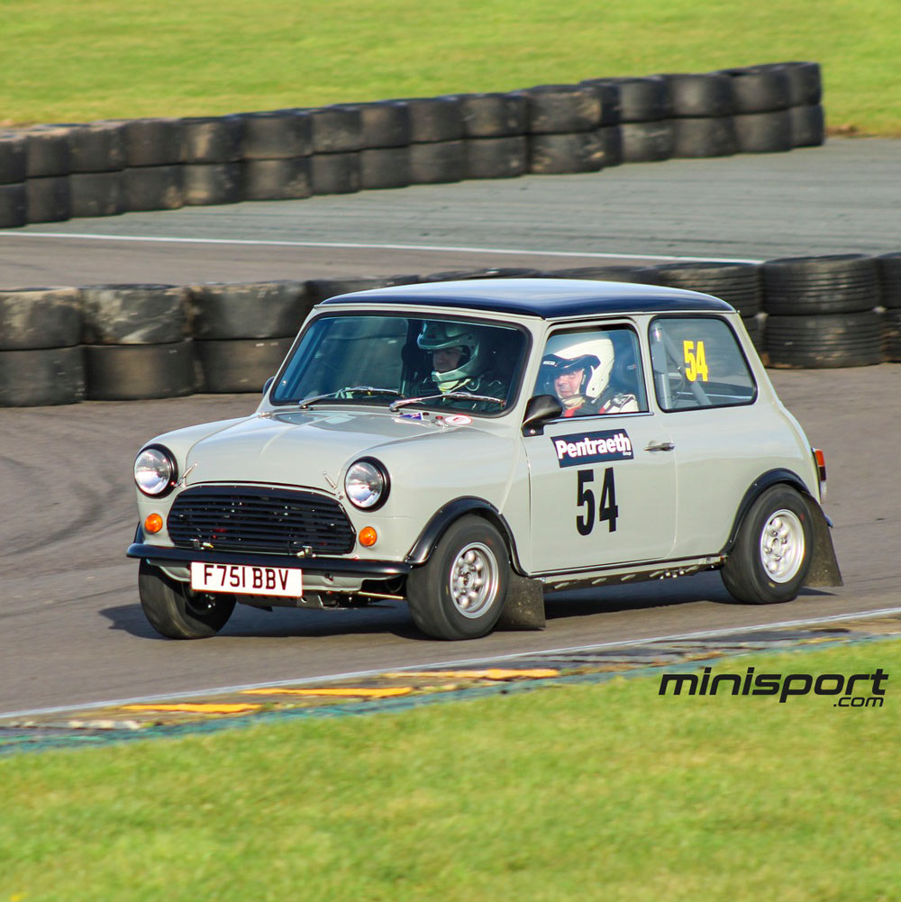 minisportltd's tweet photo. The first event of many...
.
After a recent build at Mini Sport, this rally car was ready and raring to go!
.
.
#minisport #rallycar #rallycarbuild #glynmemorialstages #rallying #classicmini #classiccar #minirally #mini #minispecialist
.
.
(Photo credit - Gez Wyn) https://t.co/BFS6Jm4iJz