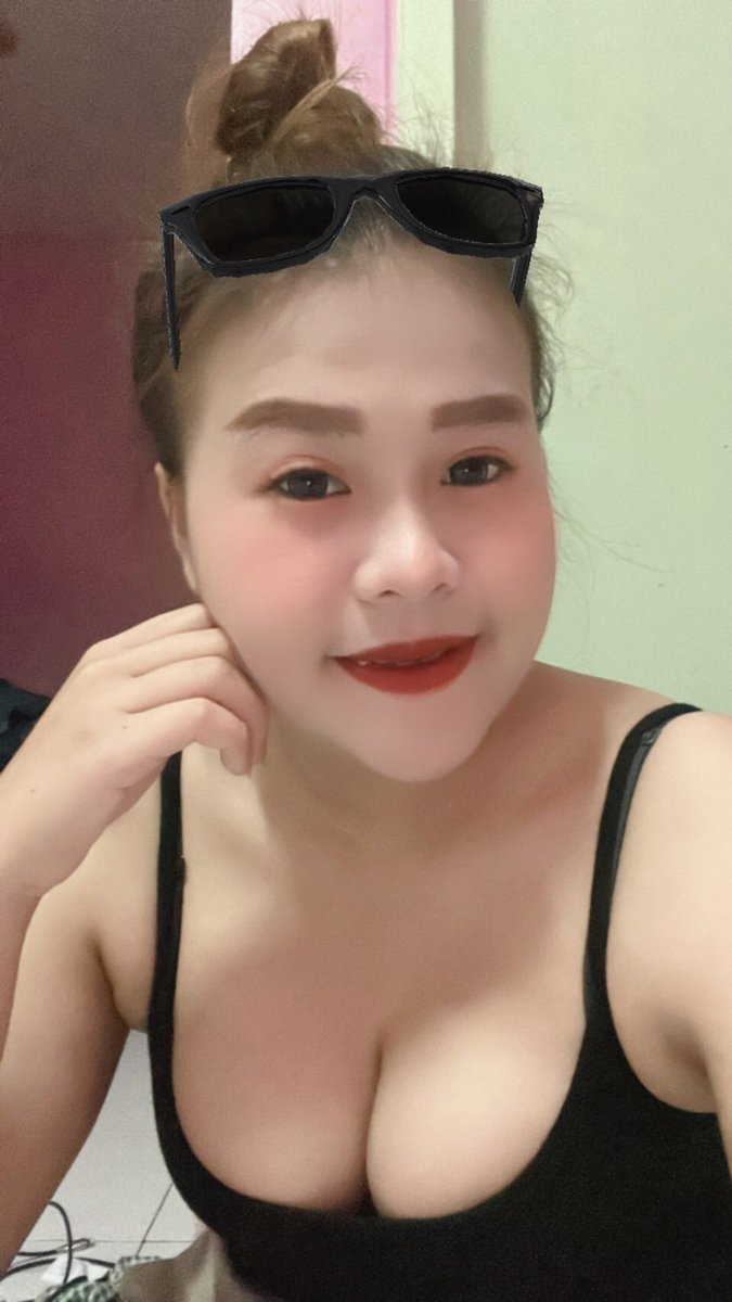 f42192445's tweet photo. เหงาจัง นัดเจอได้มั้ย #เก้ากิโล #เครือสหพัฒ https://t.co/Tv00w028VY