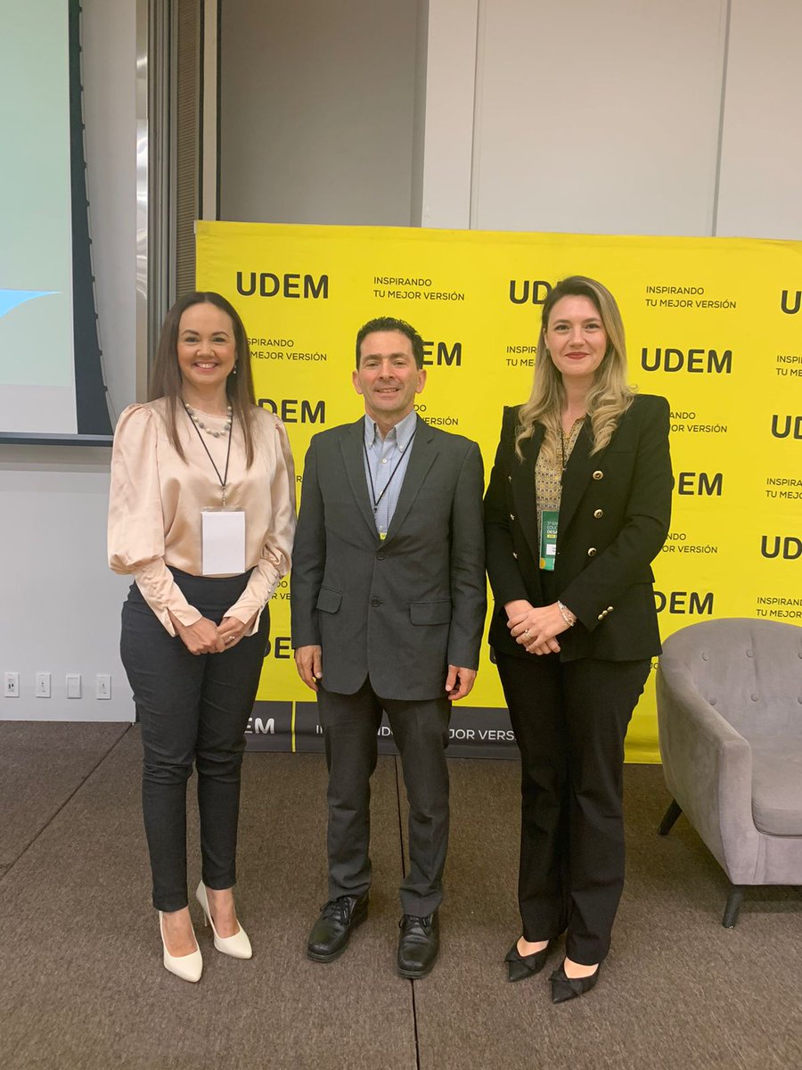 udem's tweet photo. Les compartimos el 5° Encuentro Educativo de Desarrollo Docente de la UDEM, donde docentes de esta casa de estudios comparten espacios de actualización en herramientas de instrucción y brindan claves para el aprendizaje basado en competencias. 👏🙌

#InspirandoTuMejorVersión https://t.co/QQFq9pHDdj