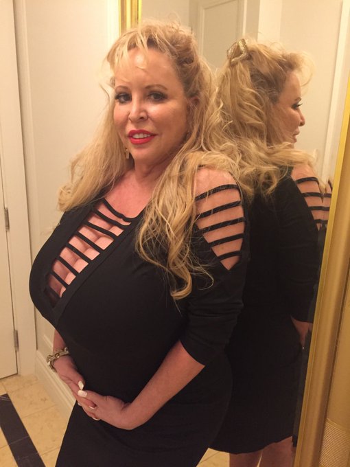 Just Posted to.    https://t.co/17hMkXIeQH https://t.co/jq0N0Bo0XC<a href="/tag/throwbackthursday"class="tags"><span>#throwbackthursday</span></a><a href="/tag/lasvegas"class="tags"><span>#lasvegas</span></a><a href="/tag/europedichan"class="tags"><span>#europedichan</span></a>